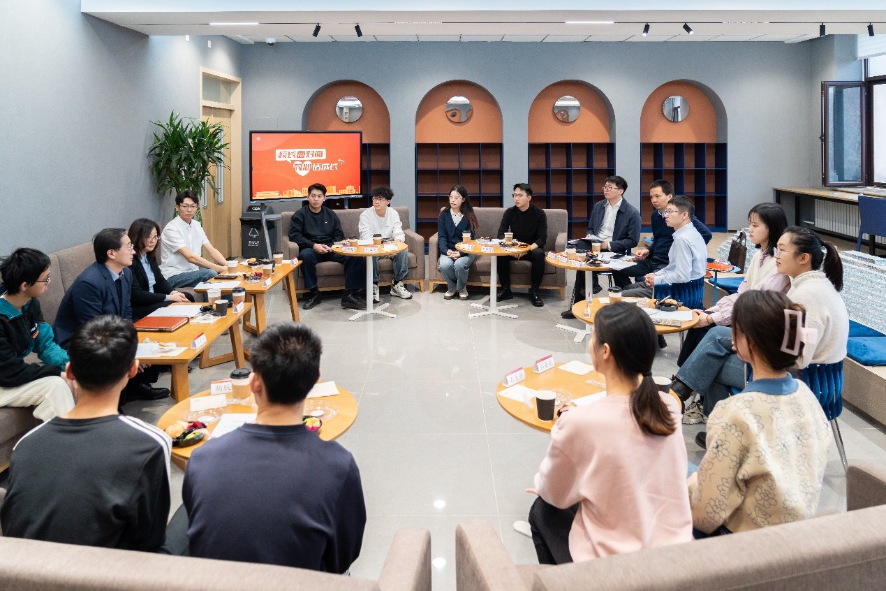 副cctv5在线直播观看手机版登录邓