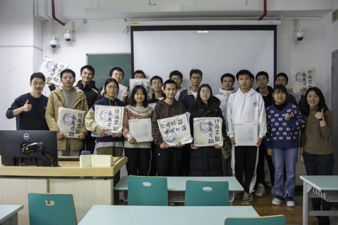 分为“党建思政”和“cctv5在线直
